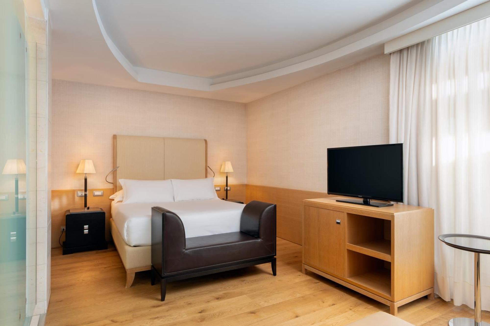 Hotel Barceló Aran Mantegna 4*